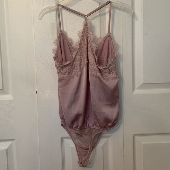 Abercrombie & Fitch Lace Cami Bodysuit - Picture 2 of 3